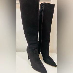 NWOT Stuart Weitzman Boots - Size 5.5